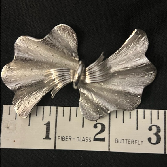 Vintage Coro Brooch - Picture 6 of 10